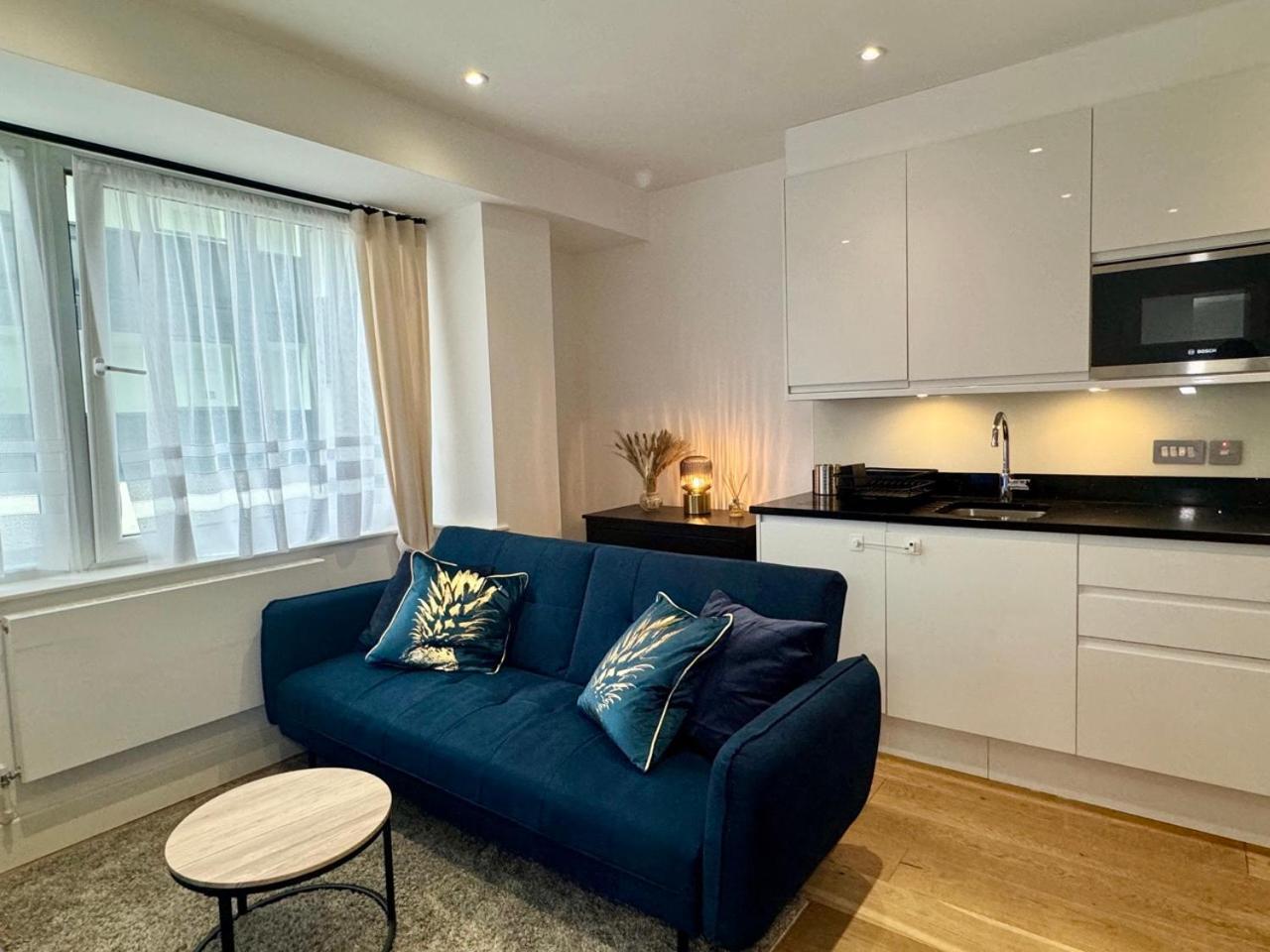 Luxury 2 Bedroom Apartment In Central Croydon With Free Parking ภายนอก รูปภาพ