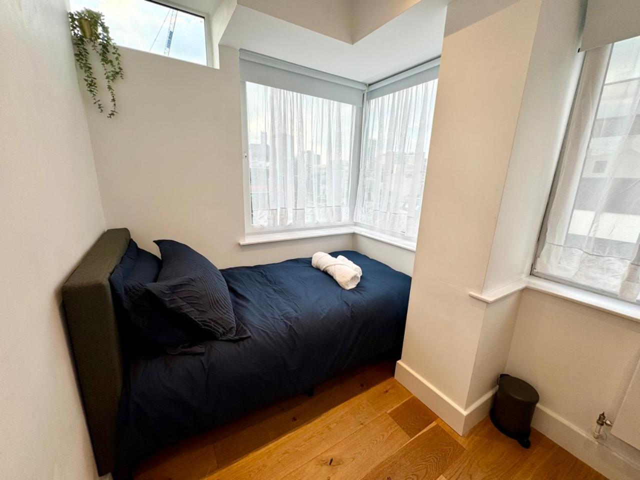 Luxury 2 Bedroom Apartment In Central Croydon With Free Parking ภายนอก รูปภาพ