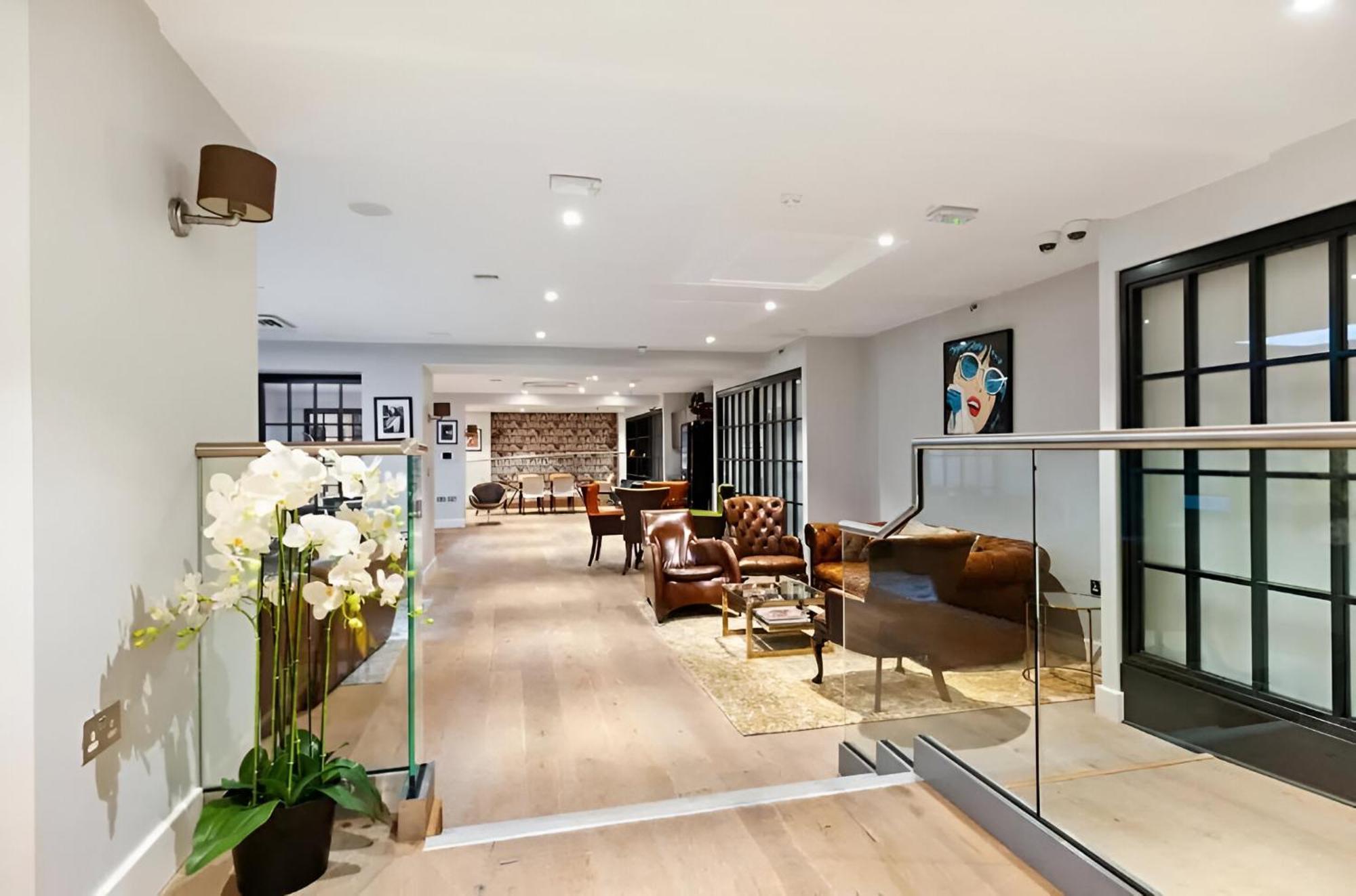 Luxury 2 Bedroom Apartment In Central Croydon With Free Parking ภายนอก รูปภาพ